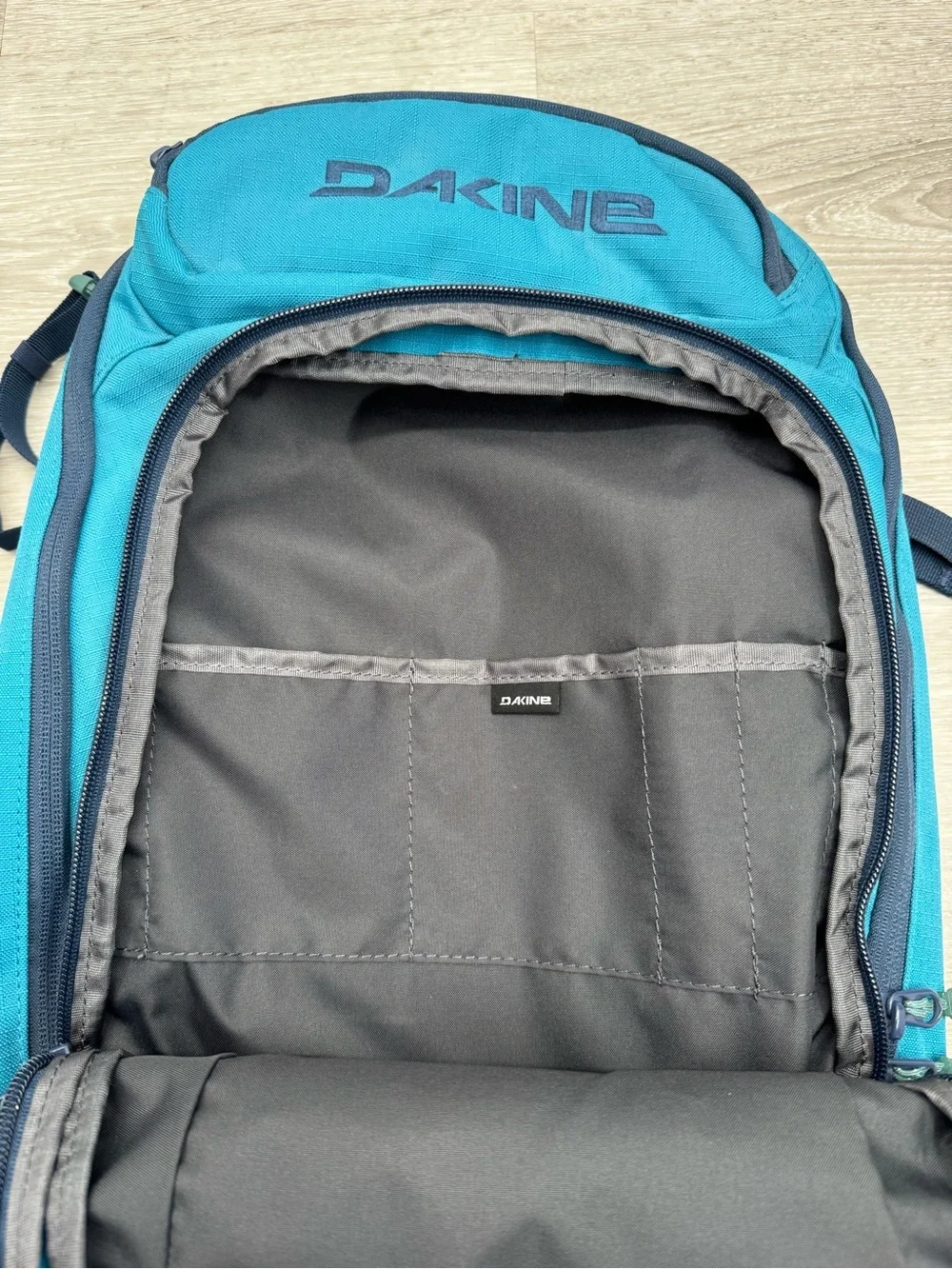 Dakine Heli Pro 20L Backpack Teal
